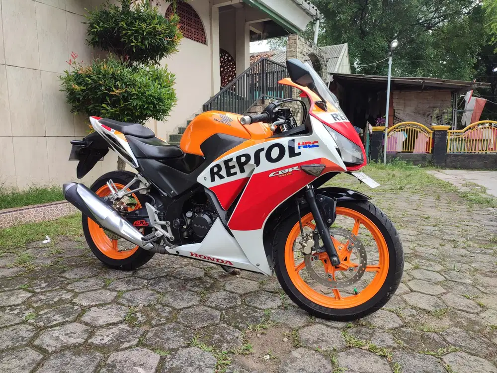 CBR K45 REPSOL TAHUN 2015 GRESS