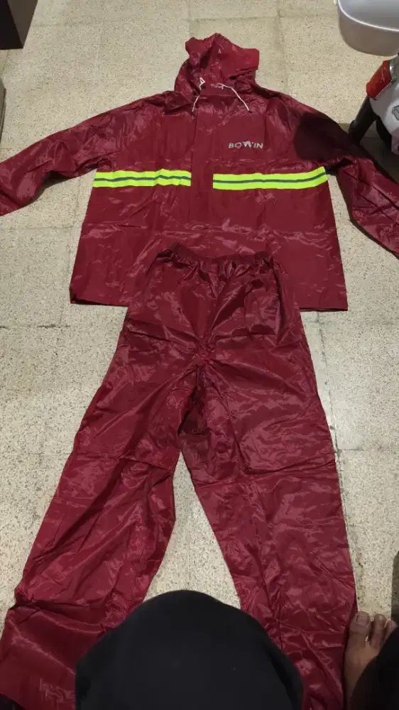 Jas Hujan Satu Setel Bowin