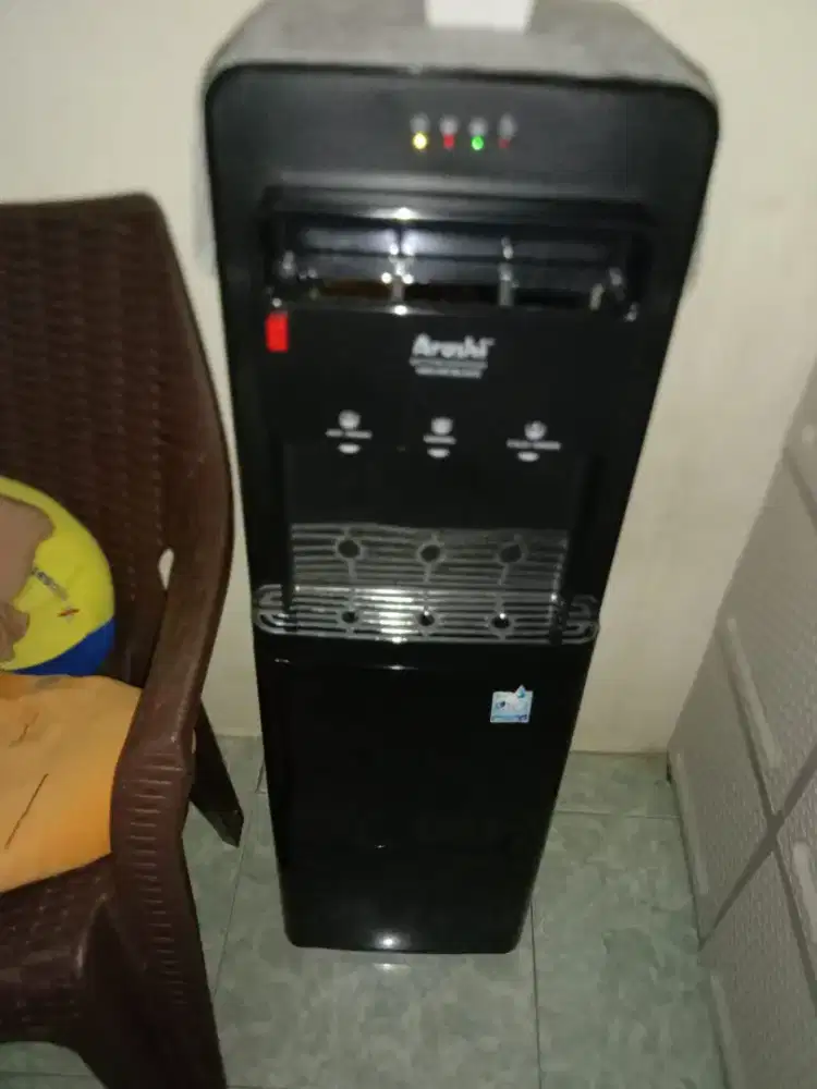 Dispenser arashi hot&cool