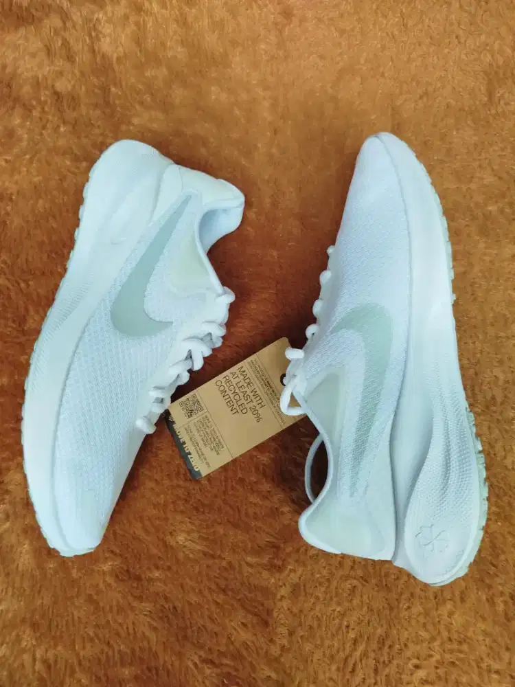 Jual sepatu running pria nike revolution 7 no 40.5 baru original murah