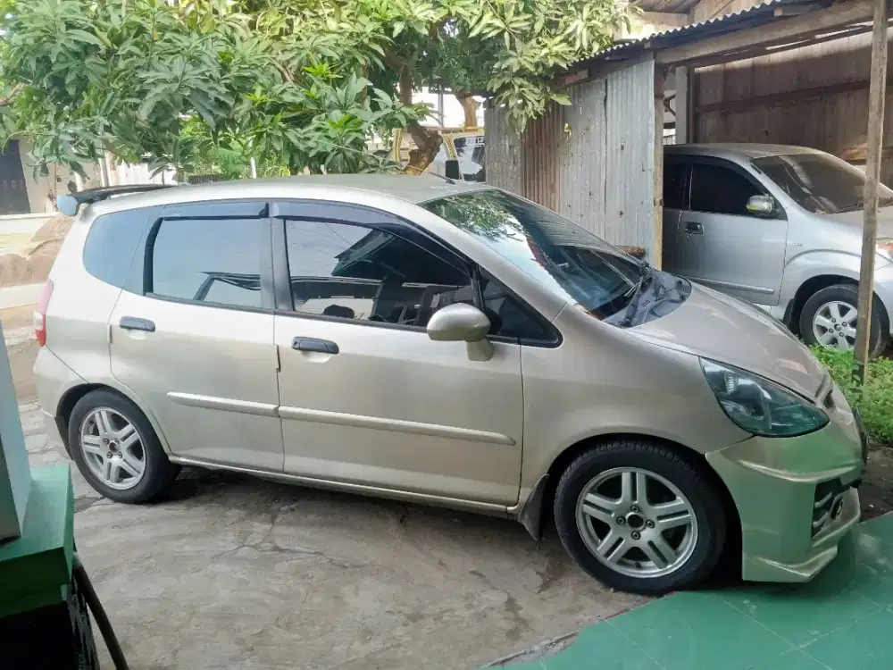 Honda jazz 2004 idsi irit poll