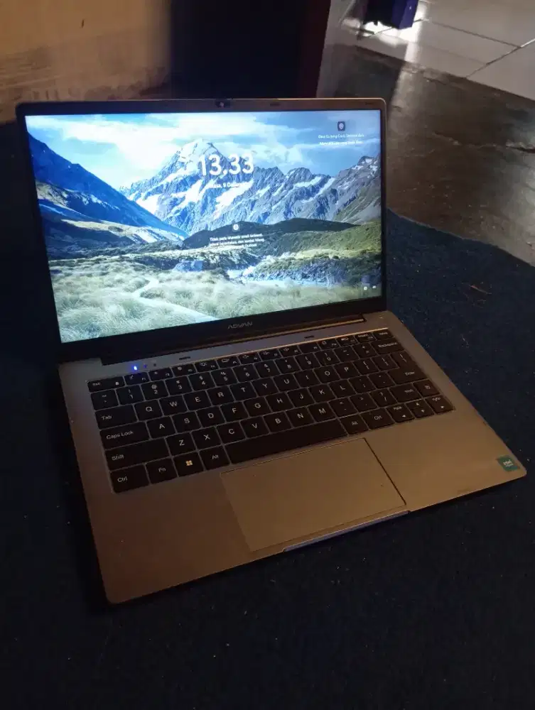 Laptop advan tbook 4/128