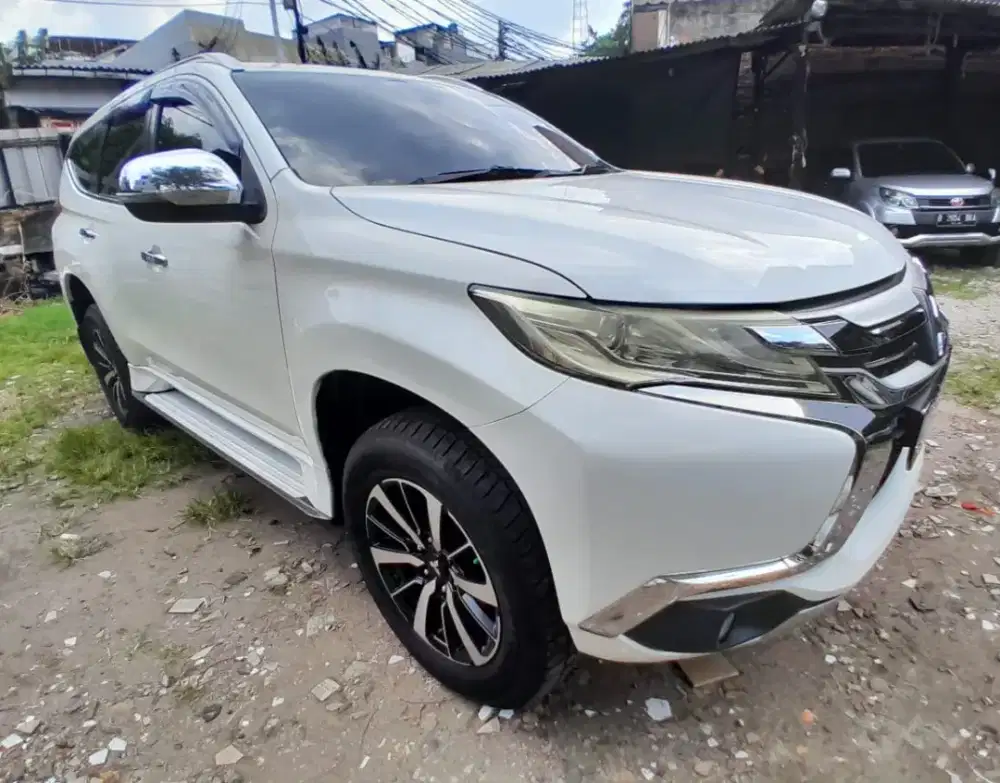Pajero sport exceed AT 2016