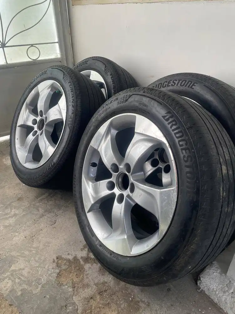 Velg plus ban r17 oem Honda HRV