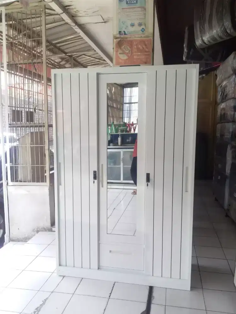 Lemari besi bandung