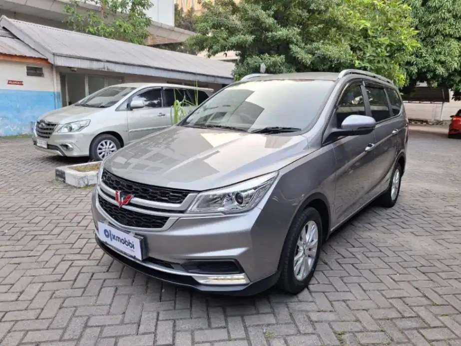 LOW DP Wuling Cortez 1.5S T Lux+ Bensin-AT 2022 UYI