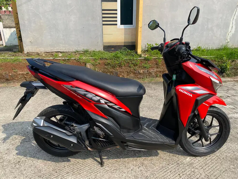 58@:DP;550RB B DEPOK NEW VARIO125CBS MERAH