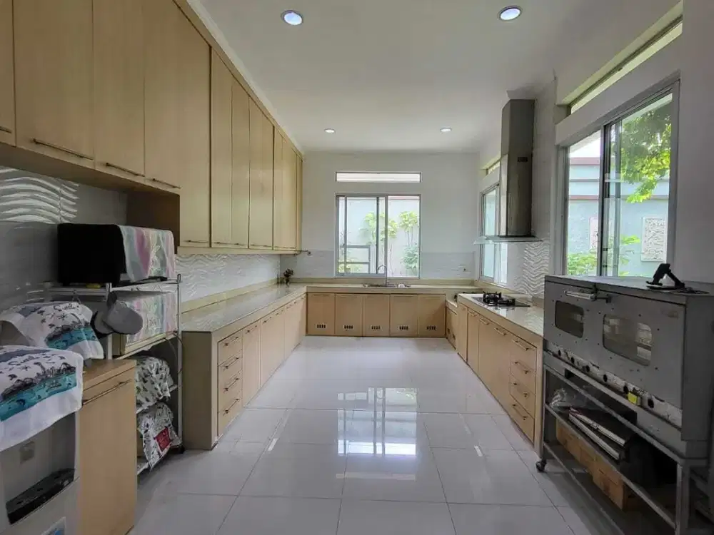 Rumah mewah di Alam sutera cluster Lavender design unik Tanah 420m