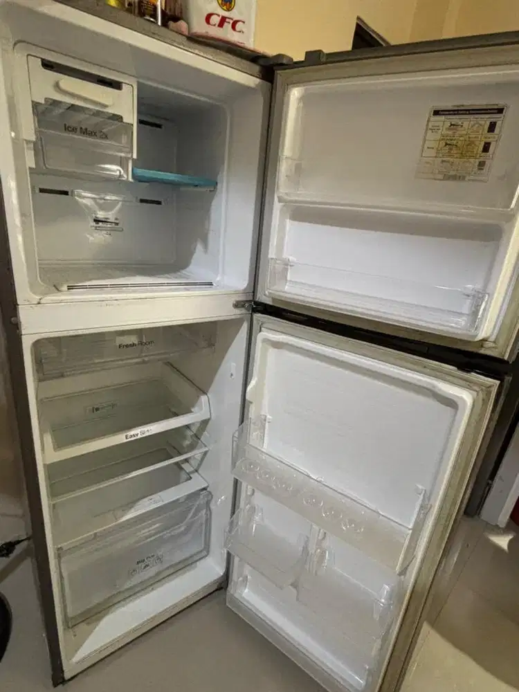 Kulkas Samsung 2 pintu inverter second