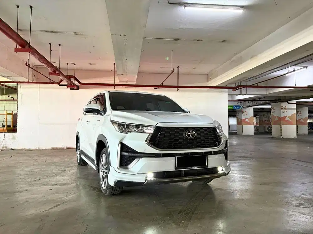 innova zenix q hybrid modelista 2023