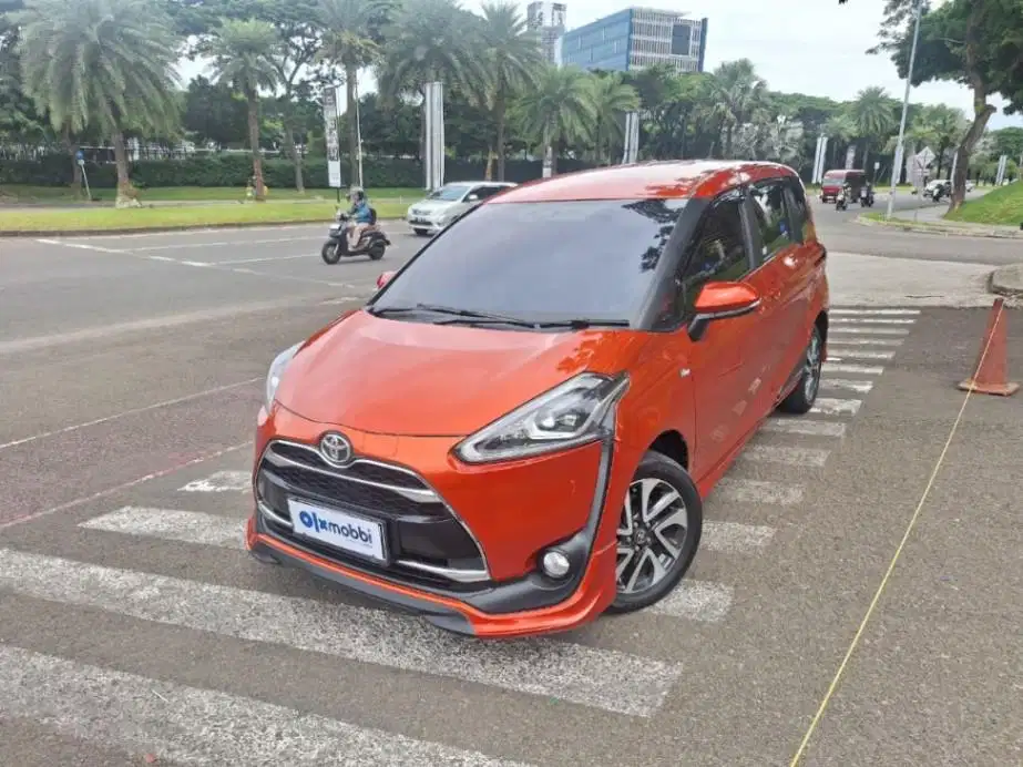 LOW DP Toyota Sienta 1.5 Q Bensin-AT 2016 PYW