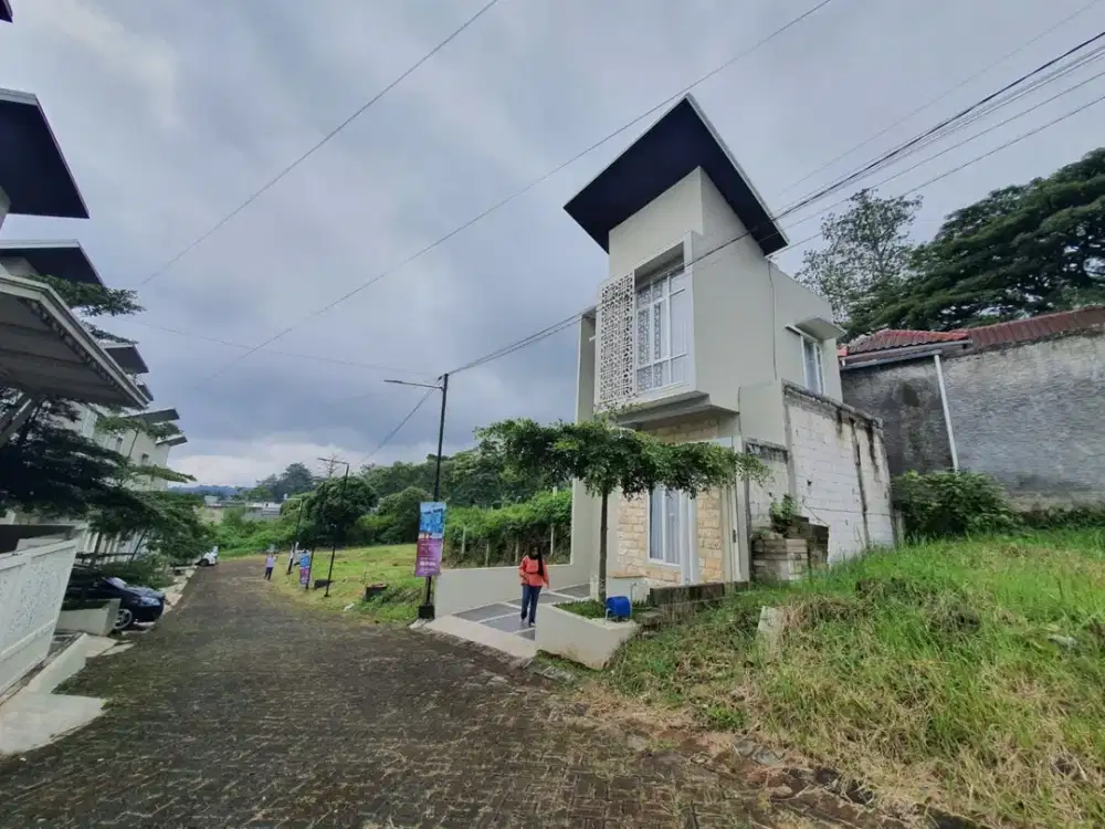 Dijual Villa Beji – 2 Menit ke BNS, Cocok Investas