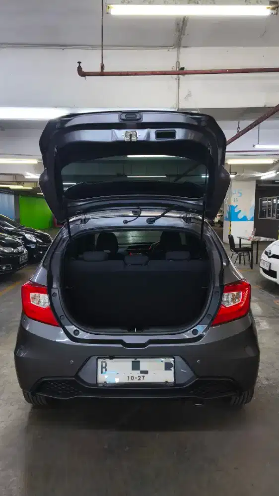 Brio RS CVT 2022 Abu2 km Low