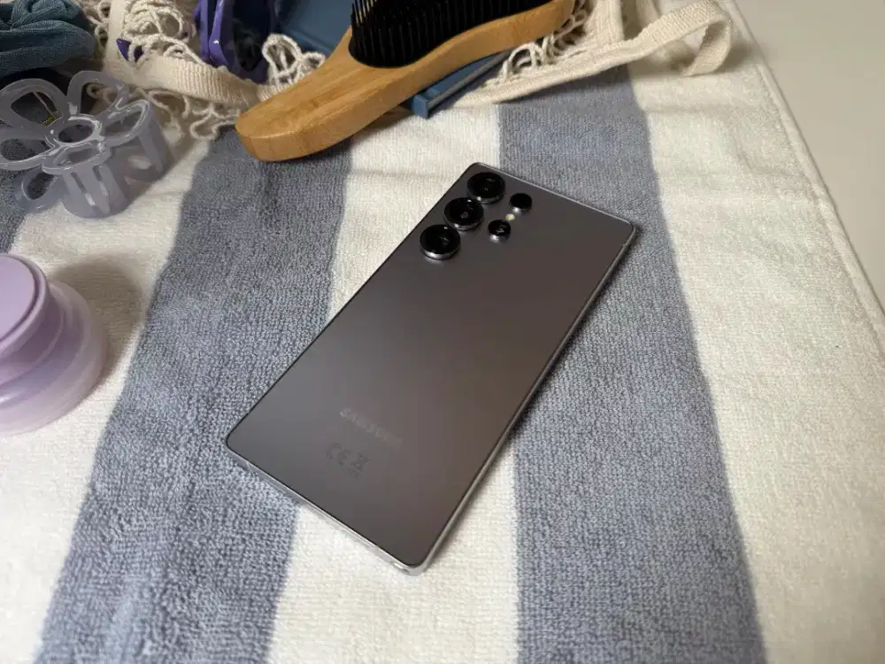 SAMSUNG GALAXY S25 ULTRA 256GB RESMI FREE INDOSAT 150GB + JAS HUJAN