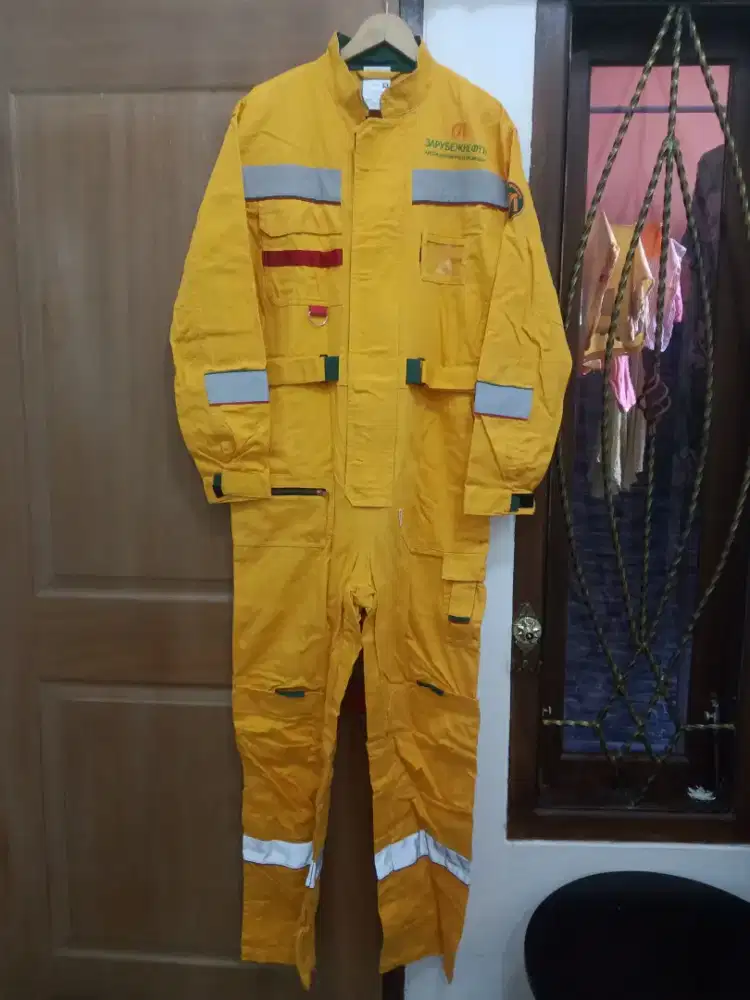 Coverall atau wearpack