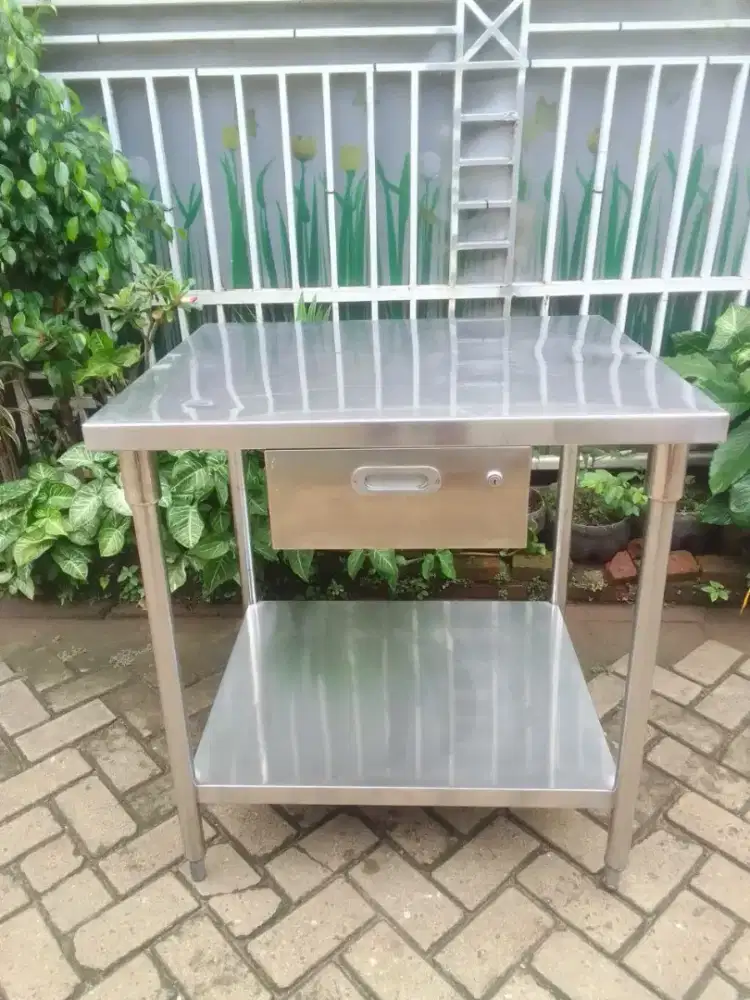 Meja stainless laci 2susun ukuran 83x70x85
