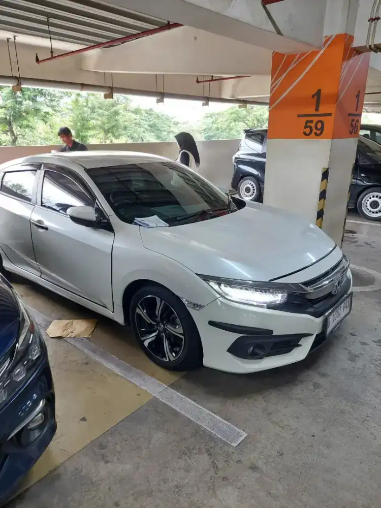Honda Civic Turbo sedan 2017