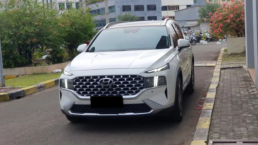 Hyundai santafe santa fe signature 2022 putih bensin pajak panjang