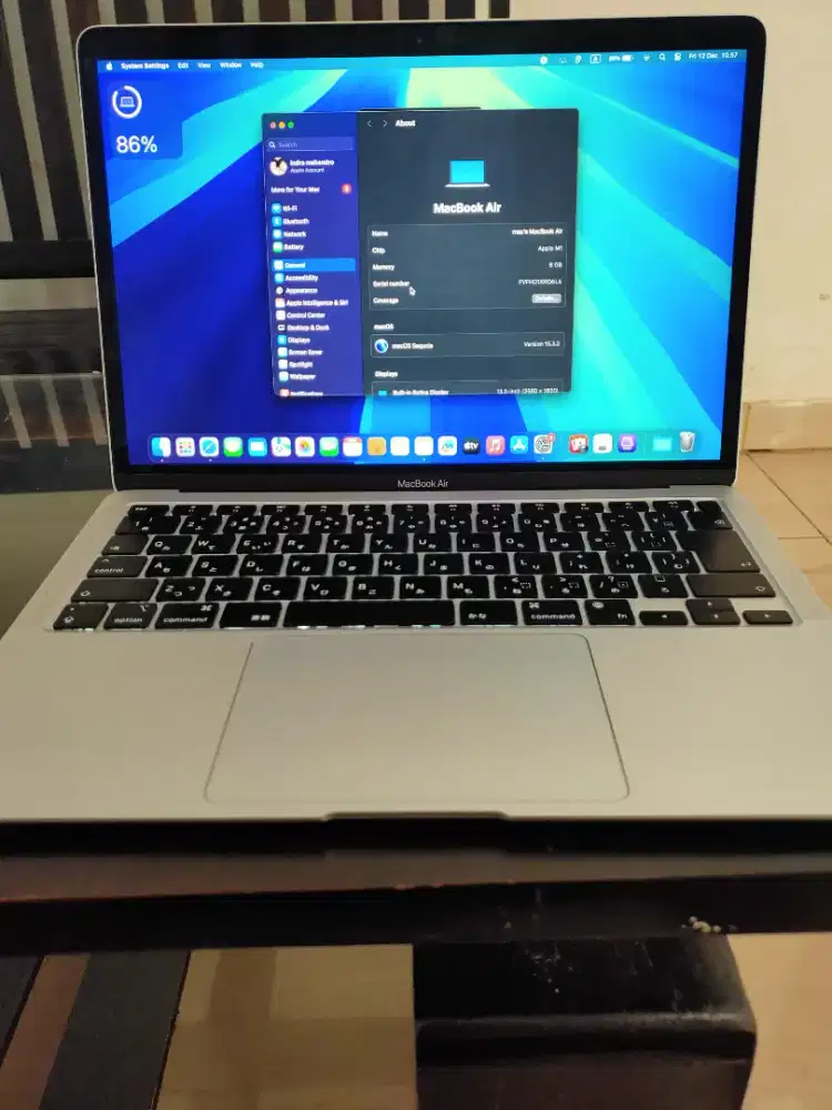 Macbook air M1 2020 8/128