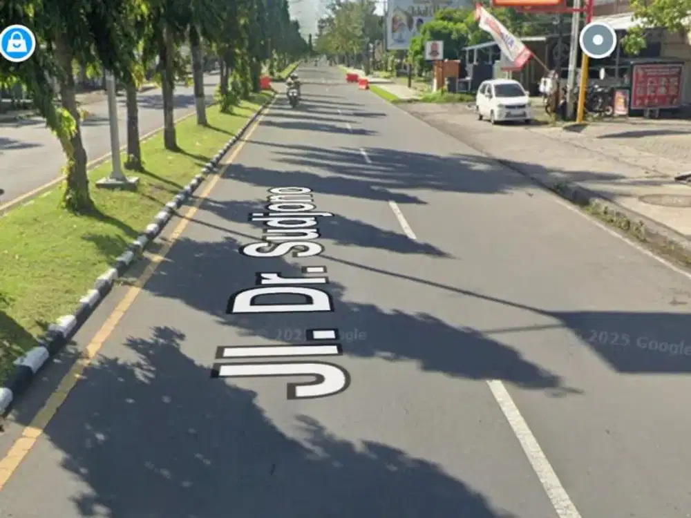 Tanah pinggir jalan lingkar selatan dekat Asrama Haji