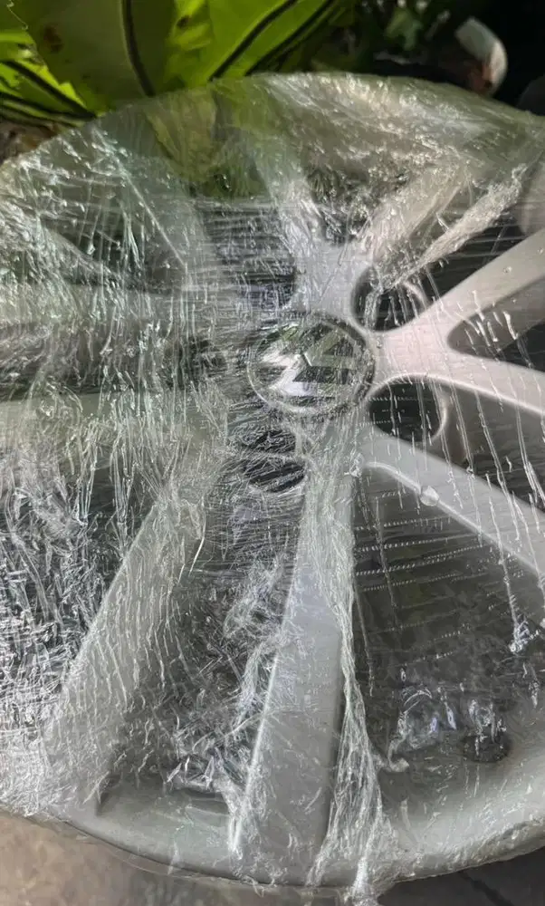 Dijual Velg VW ex Golf R16