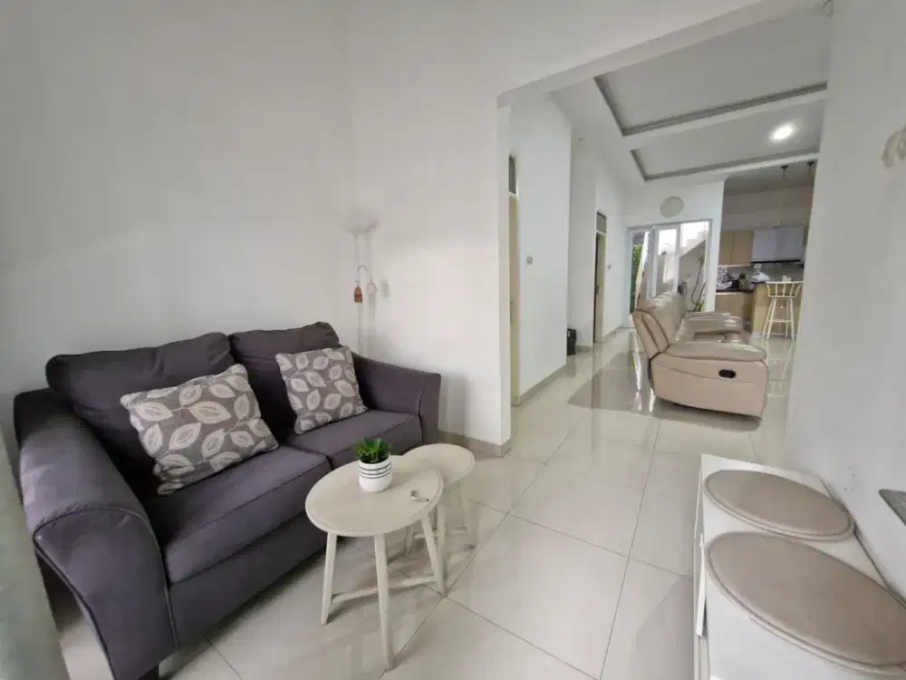 Dijual Rumah 2 Lantai Nyaman Siap Huni Lokasi di Komplek Sanggar Hurip Bandung