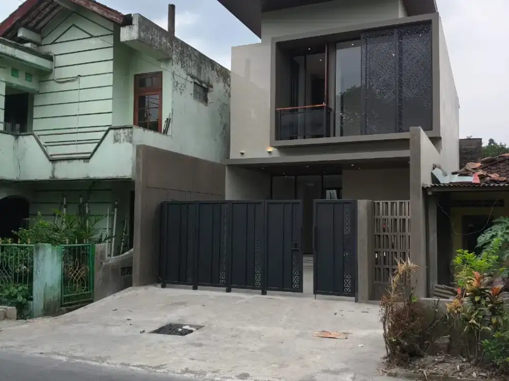Dijual Rumah Mewah Kontemporer Modern Di Dekat Stadion Maguwoharjo Sleman