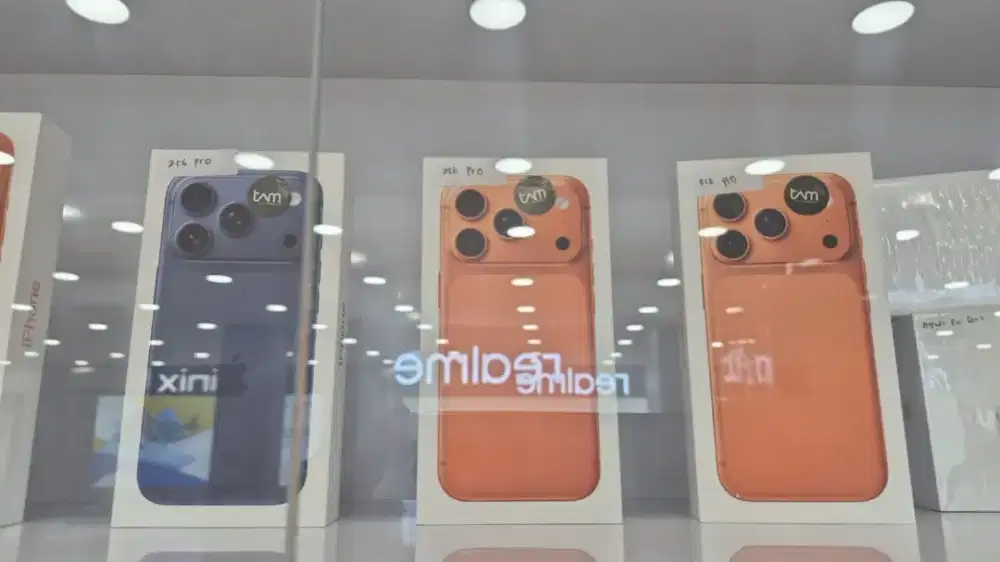 IPHONE 17 PRO BY HCI