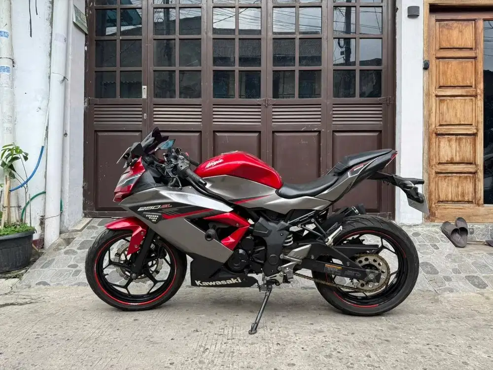 Kawasaki Ninja RR Mono thun 2018 pajak panjang mesin halus jozz jalan.