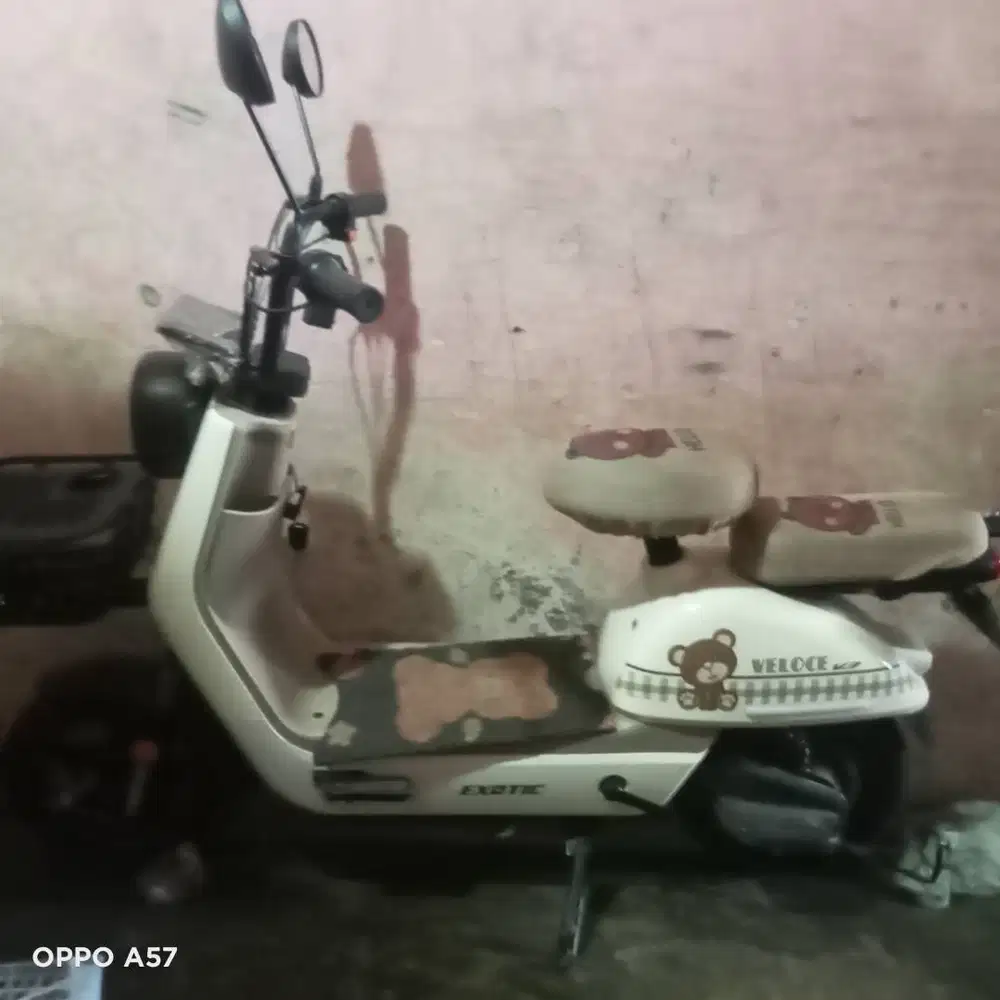 Sepeda listrik excotix veloce v3