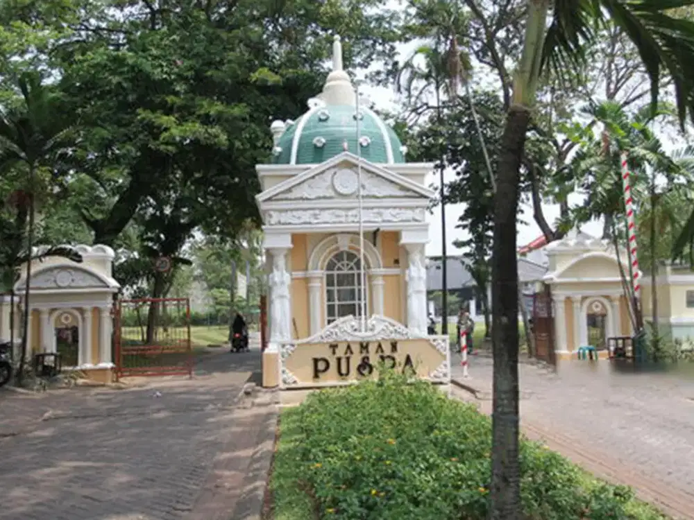 Dijual Rumah Furnished Taman Puspa Raya Citraland Surabaya Barat