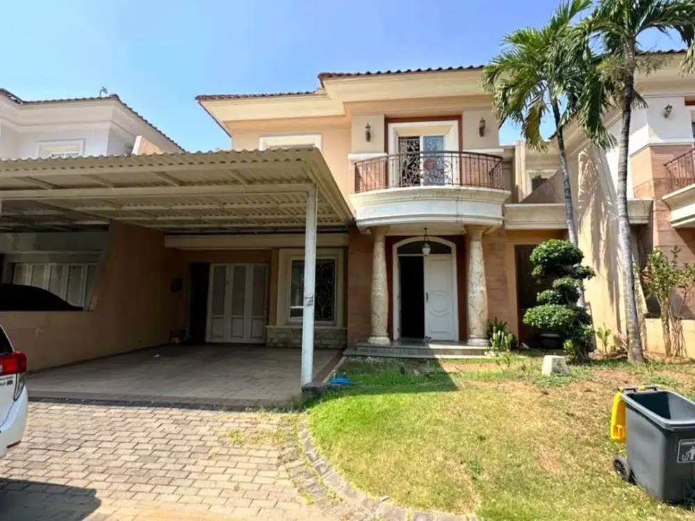 RUMAH DI WBM CLUSTER VENETIAN , LANTAI MARMER , ROW JALAN LEBAR