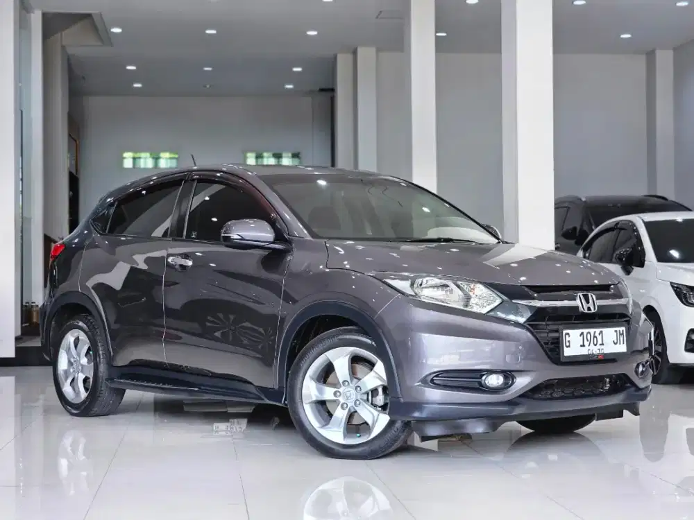 HRV E 2015 At(Matic) Plat G               2016 Prrstige 2017