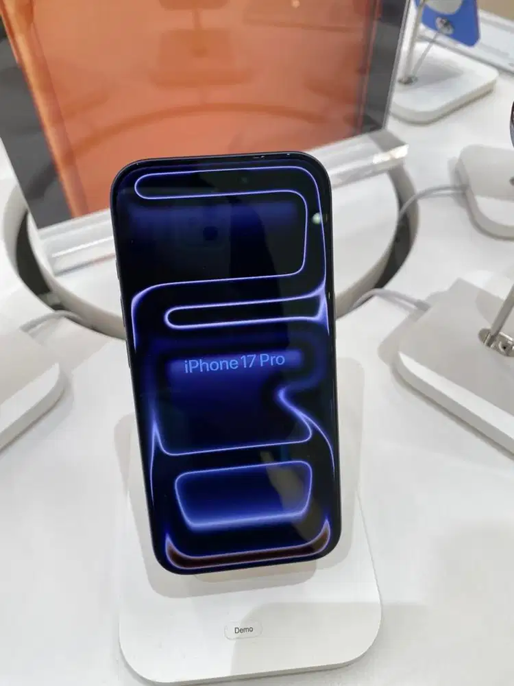 Iphone 17 pro biru pekat 256 new