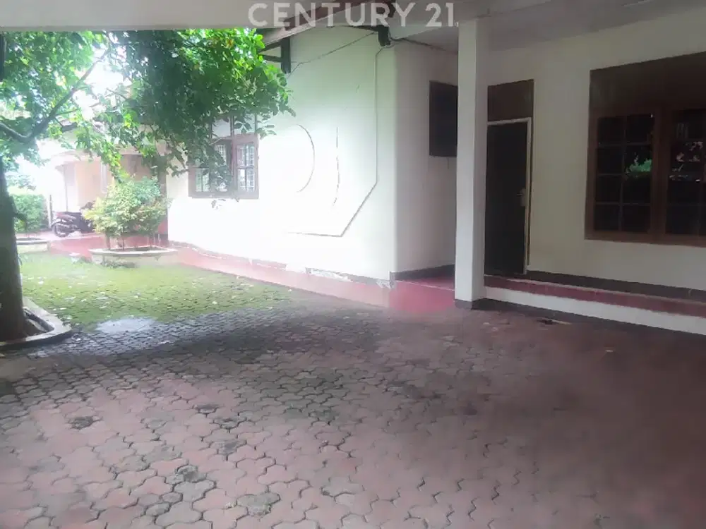 Jual Cepat! Rumah Dan Kos Hanya 5 Menit Ke Stasiun Dan Gerbang To