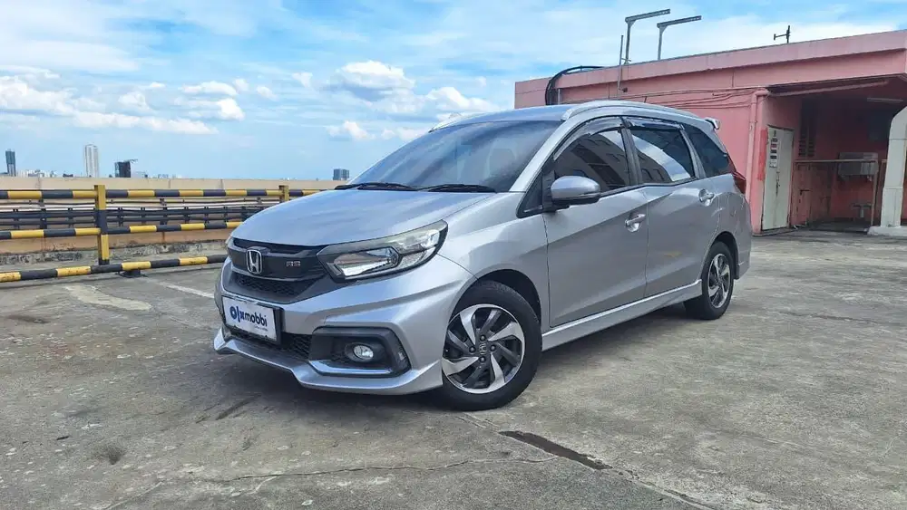 Pajak Panjang - Honda Mobilio 1.5 RS Bensin-AT 2017