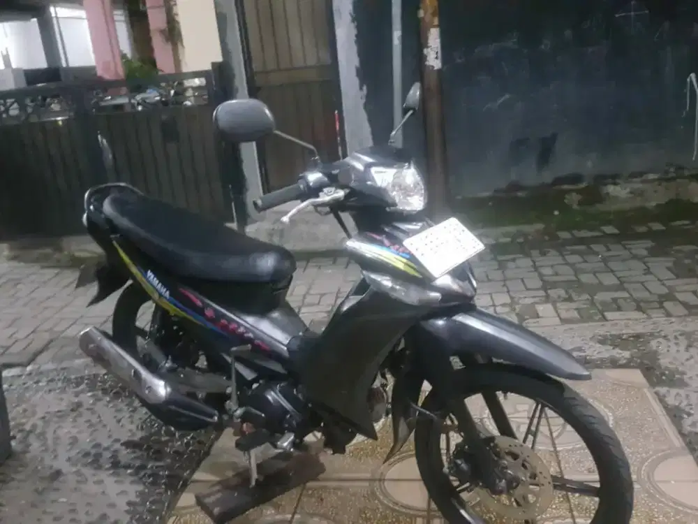 D Jual  yamaha Vega ZR