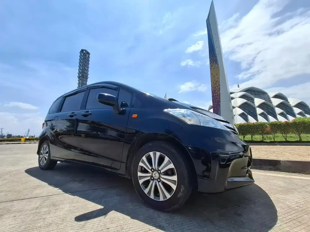 di jual honda freed 2012 mulus terawat