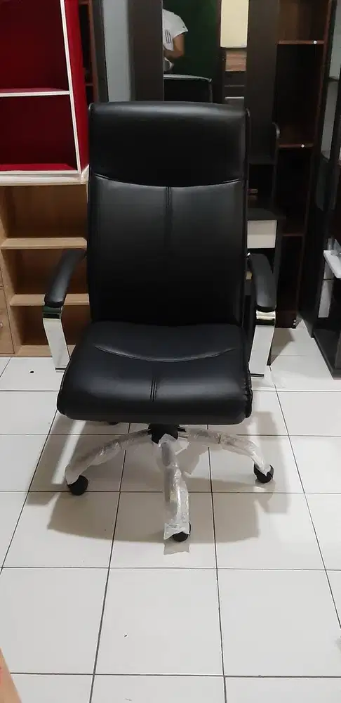 PROMO KURSI DIREKTUR HIDROLIK ACTIV KENT KD 104 SALE