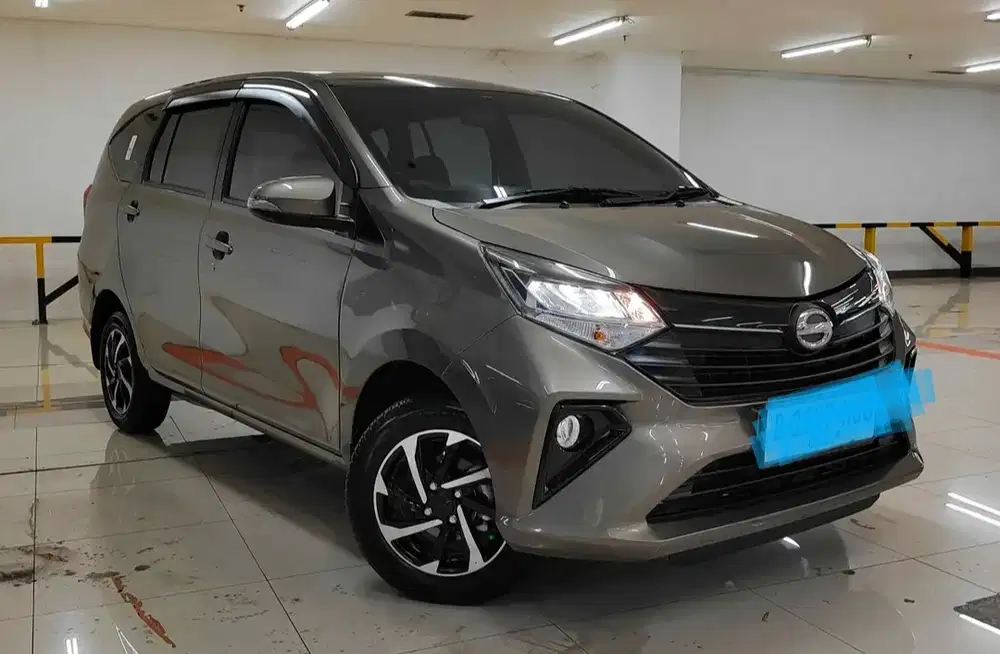 Tdp 10Jutaan New Sigra R MT Warna Bronze Stnk Panjang