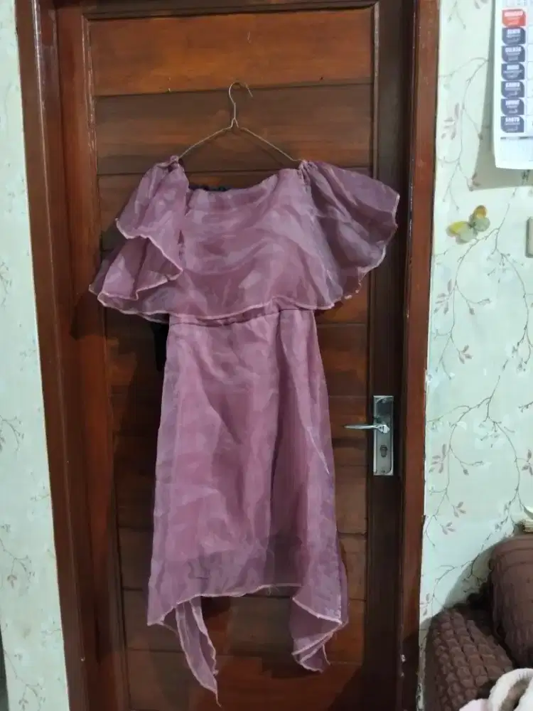 Dress mauve muat sampe 70kg dipakai 1 kali