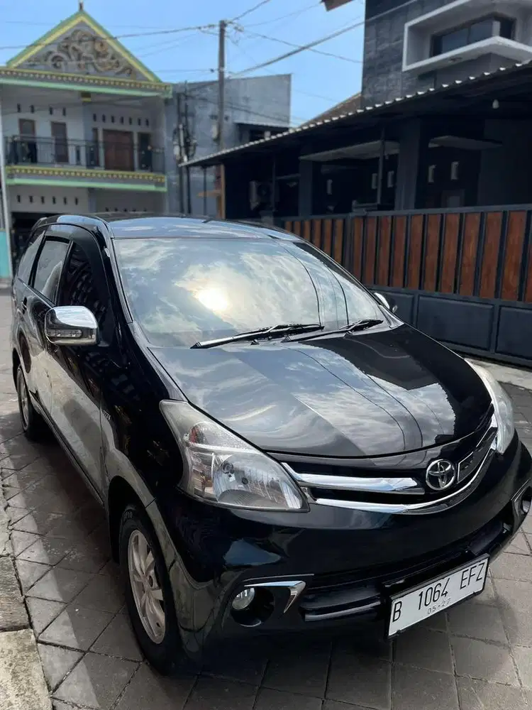 TOYOTA AVANZA 2012 G AT
