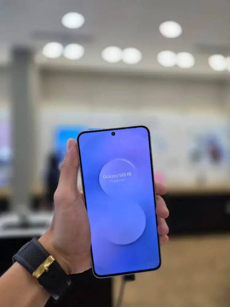 PROMO SAMSUNG GALAXY S25 FE FREE UPGRADE MEMORY