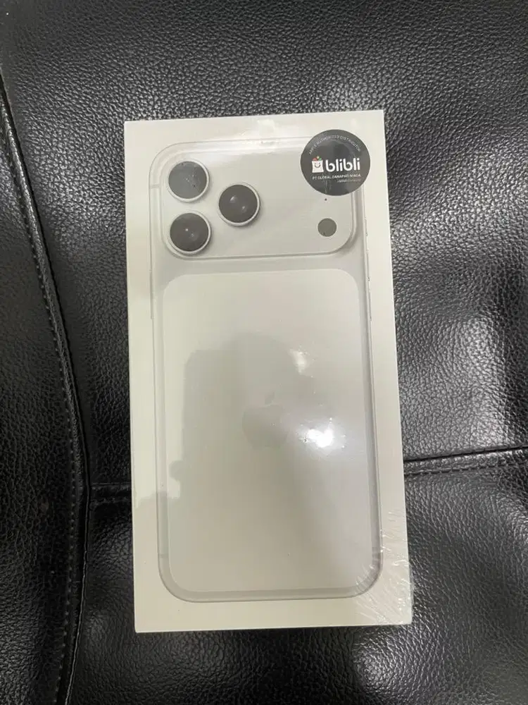 Iphone 17 pro max 256gb silver