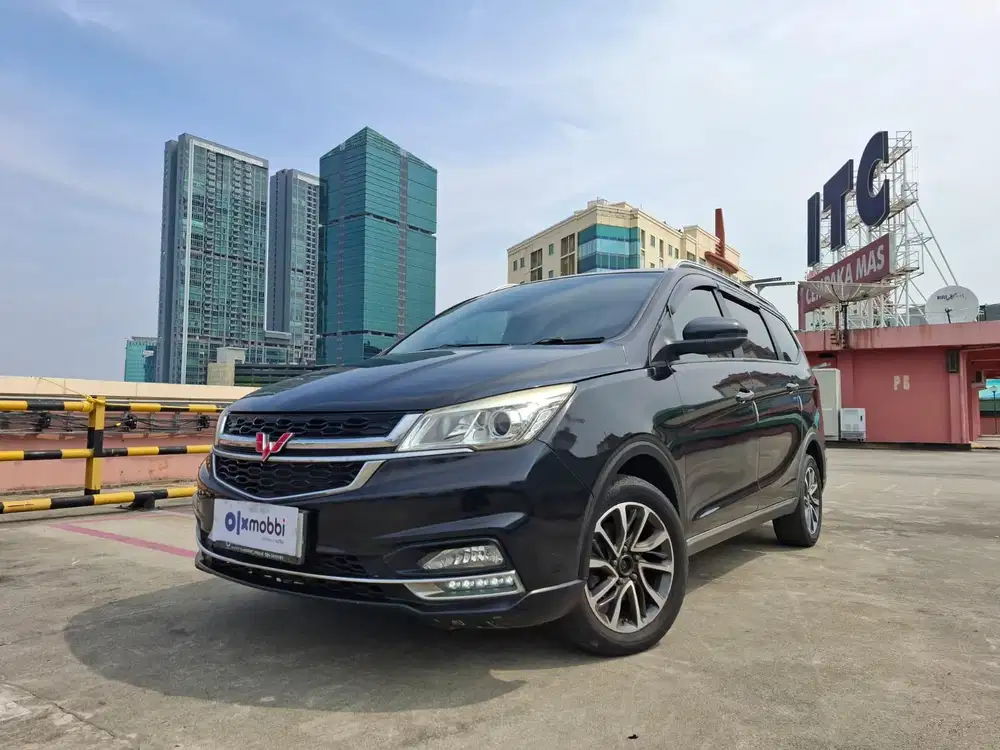 DP MURAH - Wuling Cortez 1.5 CT Lux Plus Bensin-AT 2019