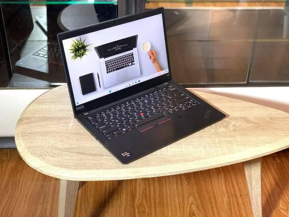 Lenovo Thinkpad T495 AMD Ryzen 5 Pro 3000 Series Radeon Vega 8 Slim