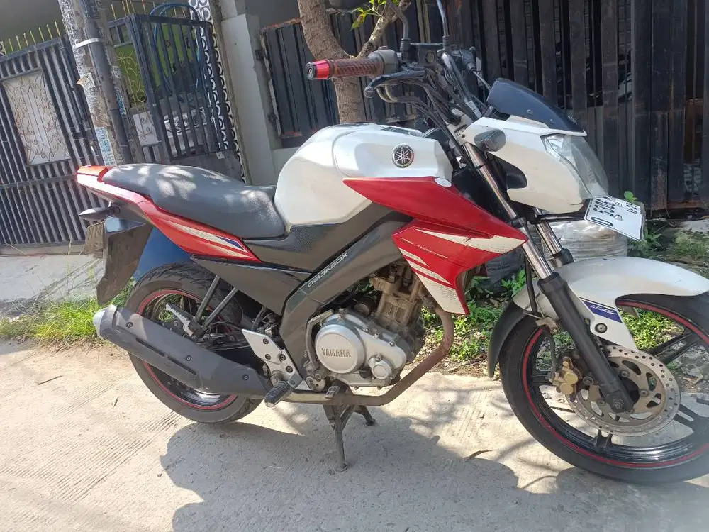 Yamaha Vixion pajak panjang