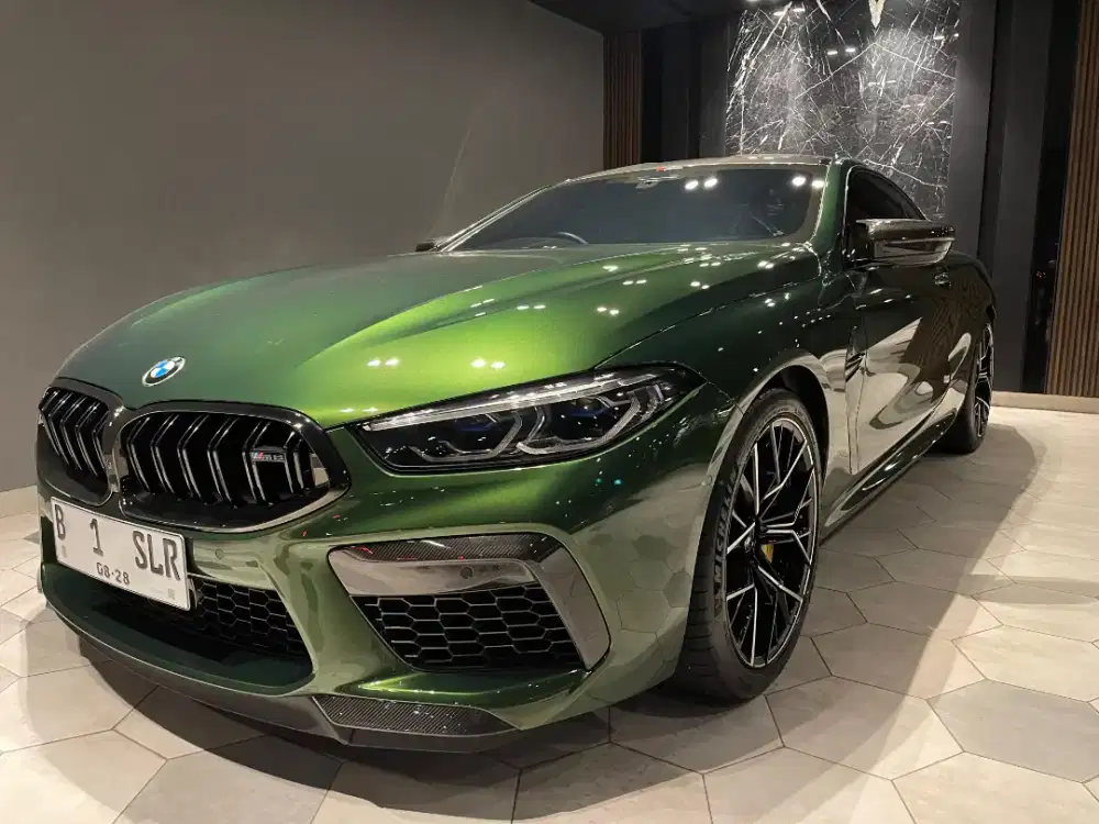 BMW M8 Coupe Competition RARE Pajak Hidup Panjang
