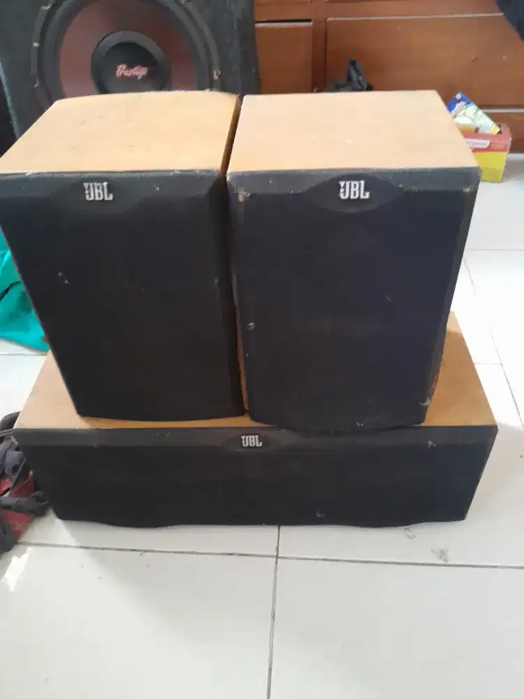 Speaker pasif jbl