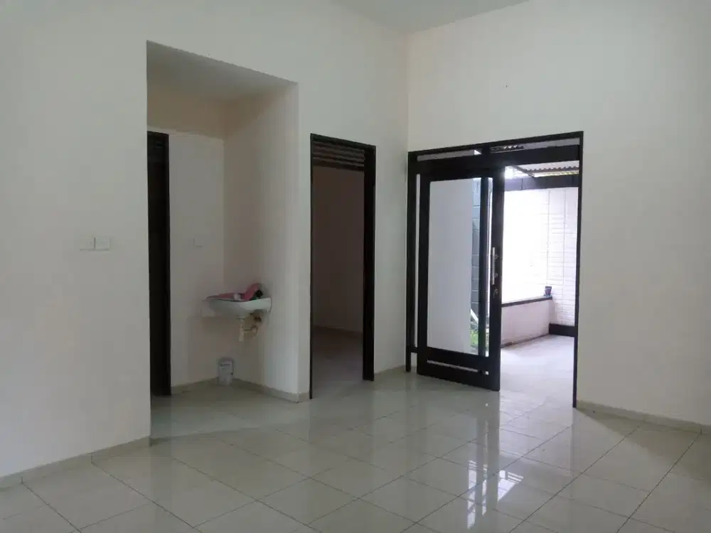MURAH!!! RUMAH SIAP HUNI DI KOMP. GRAND SHARON SOETTA, DKT MARGAHAYU, SUMMARECON KOTA BANDUNG